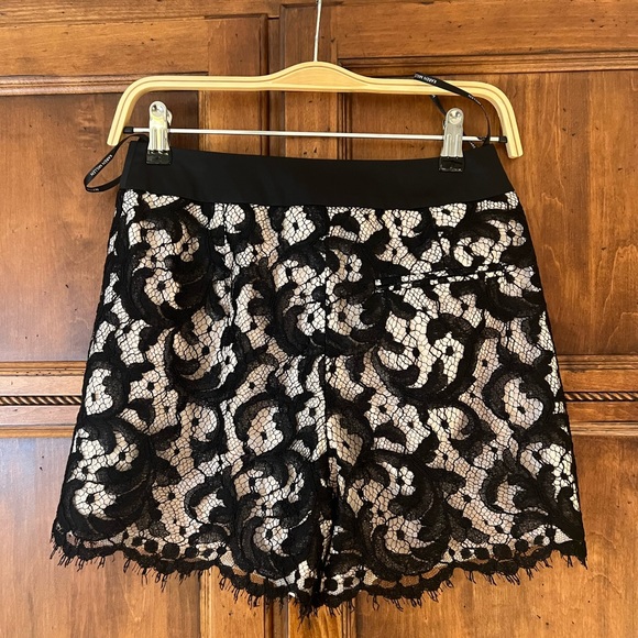 Karen Millen Lace Scalloped Shorts w/ Pockets | Size 2 | Black w/ Nude Underlay - Picture 3 of 9